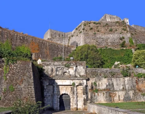 Παλαιό και Νέο Φρούριο