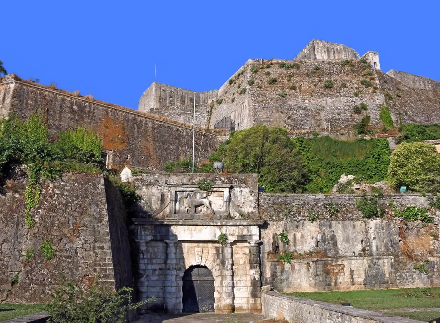 Παλαιό και Νέο Φρούριο