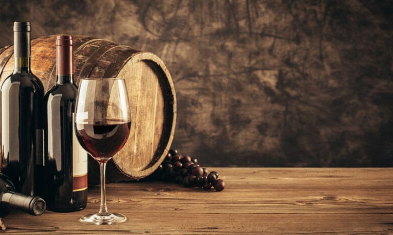 Οι Αμπελώνες του Ιονίου: Ανακαλύπτοντας τα Κερκυραϊκά Κρασιά